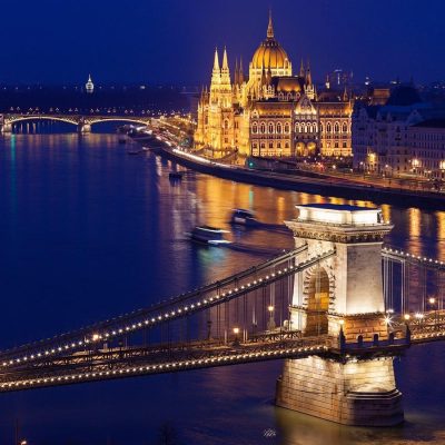 budapest-by-night-tuck-tuck